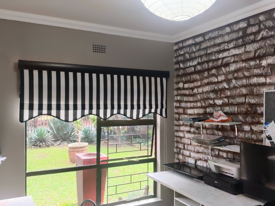To Let 4 Bedroom Property for Rent in Riebeeckstad Free State